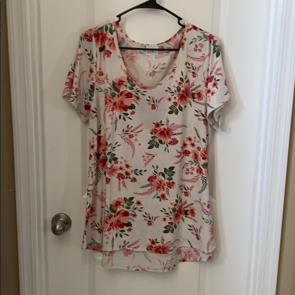Lularoe Classic T